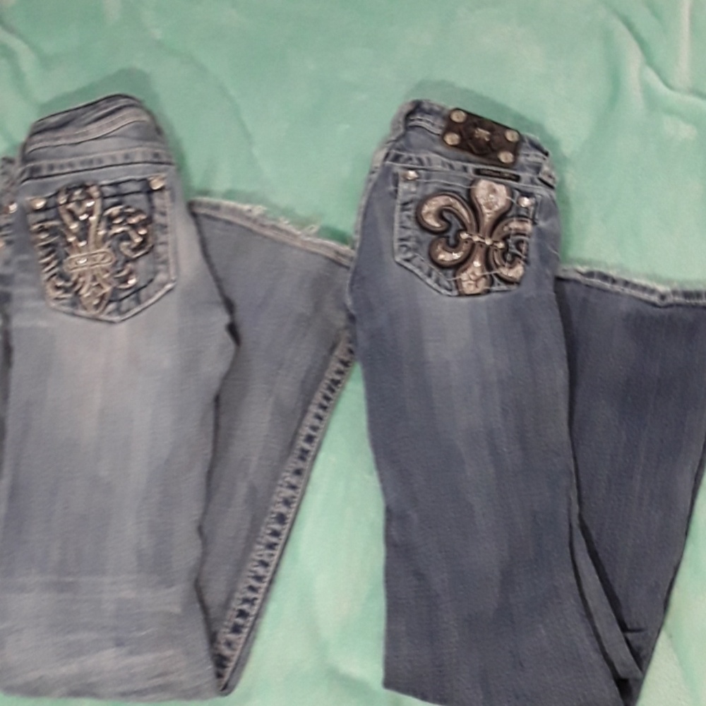 2 pairs of miss me jeans